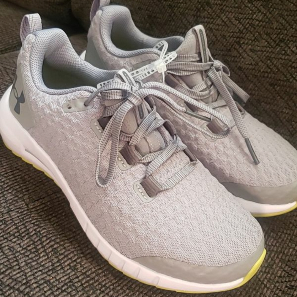 Under Armour Boy Shoes